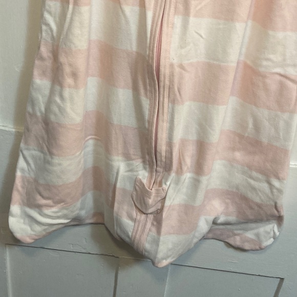 Burt's Bees Baby Pink and White Sleep Sack - Picture 4 of 6